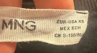 Camiseta Mango Negra con Brillo