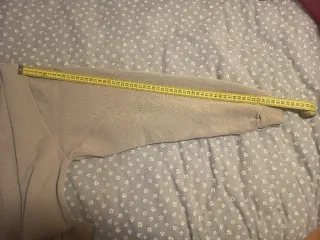 Sudadera cuello alto gris