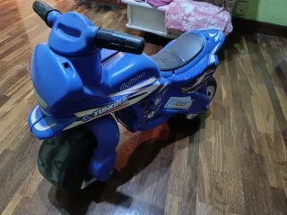 Moto correpasillos azul para niños