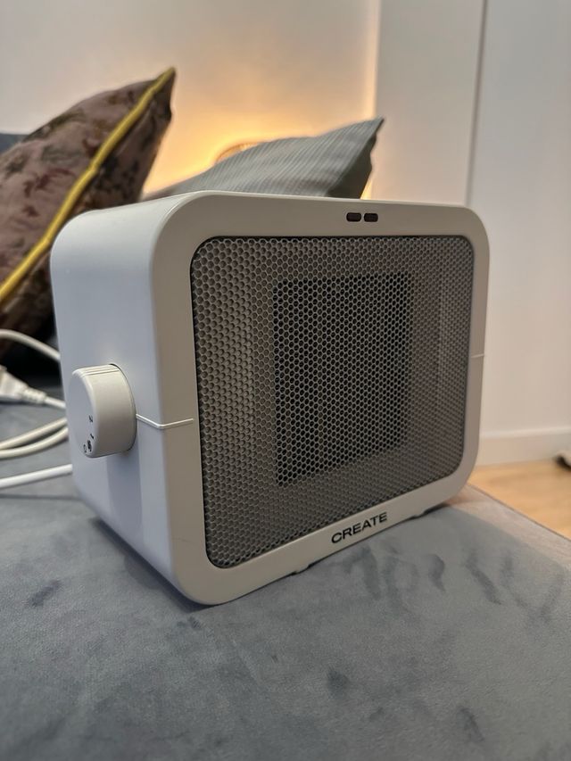 Calefactor CREATE gris y blanco