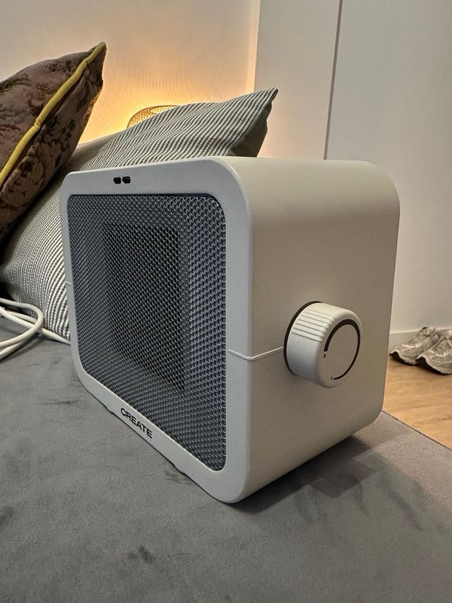 Calefactor CREATE gris y blanco