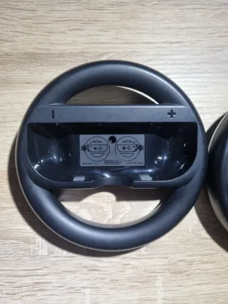 Volanti e Joy-Con per Nintendo Switch