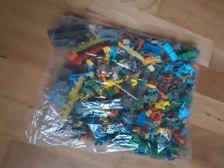 Soldati di plastica anni '70 - 200 pezzi