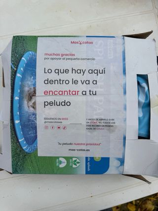 Piscina para perros, con chorros. Diámetro 1.4m