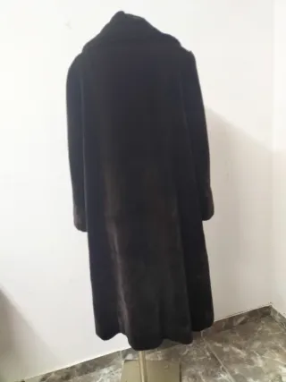 Abrigo largo piel de mouton marrón