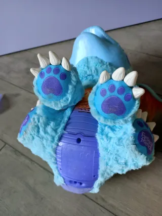 Fur Real Draghetto Interattivo con Accessori