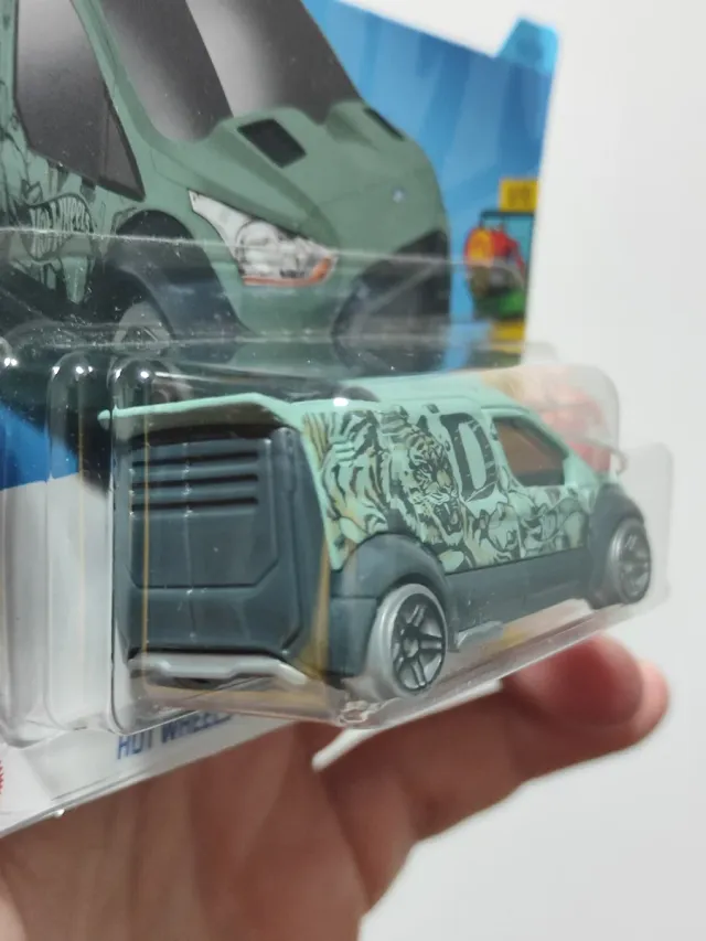 Hot Wheels Ford Transit Connect