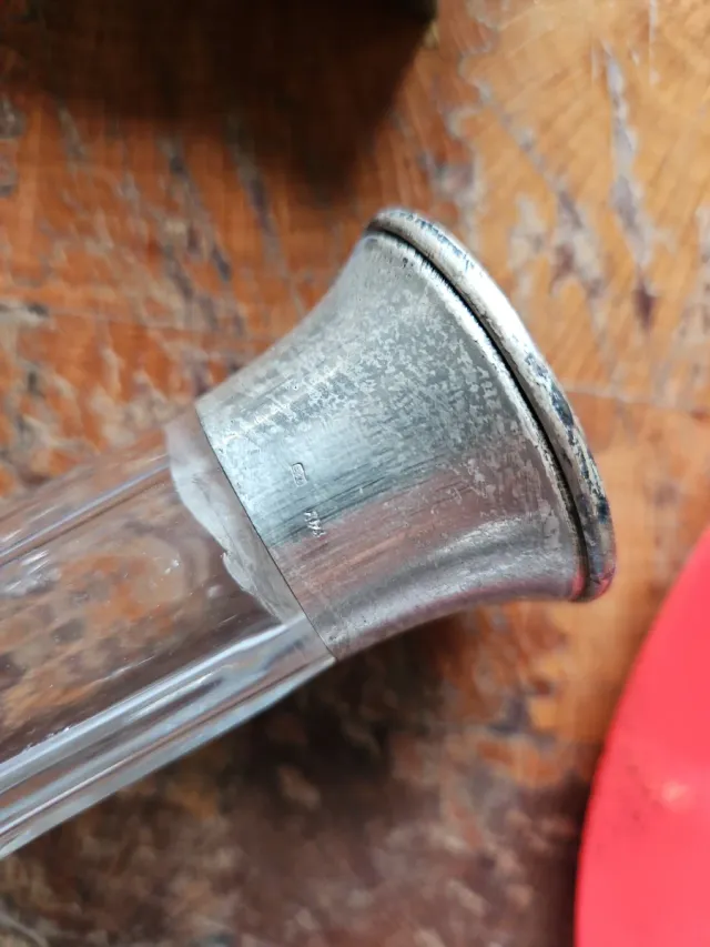 Juego de 2 botellas de cristal, detalles en plata