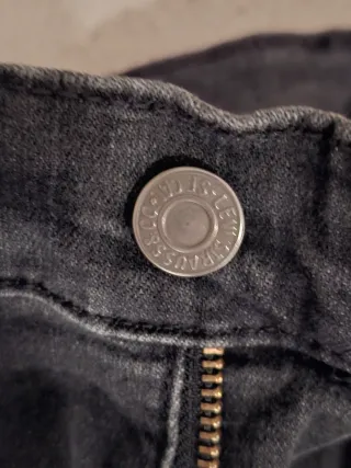 Pantalón Levi's 519 Hi-Ball Negro T27