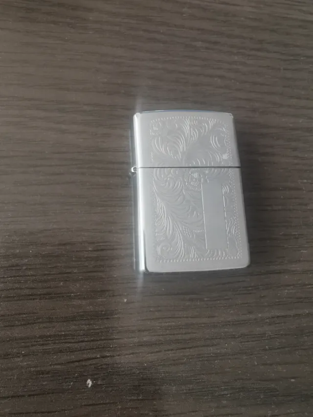 Zippo Regular Venetian