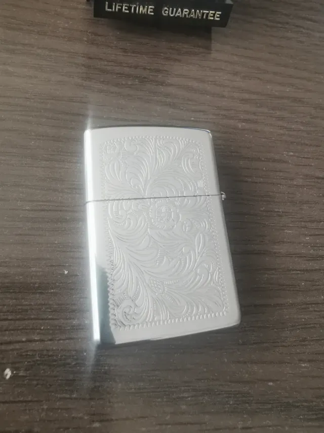 Zippo Regular Venetian