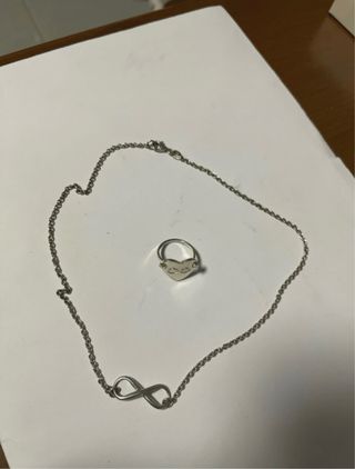 Set collana e anello infinito cuore