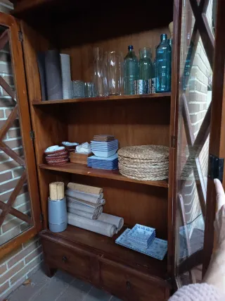 Armario de madera con mucho estilo!