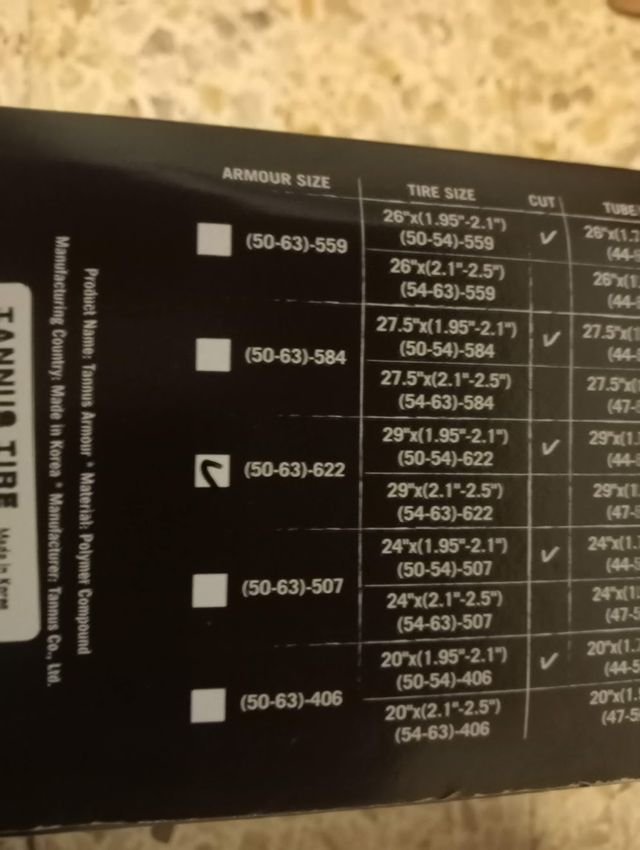 2 Tannus Mousse antipinchazos 29 1.95-2.5 nuevos