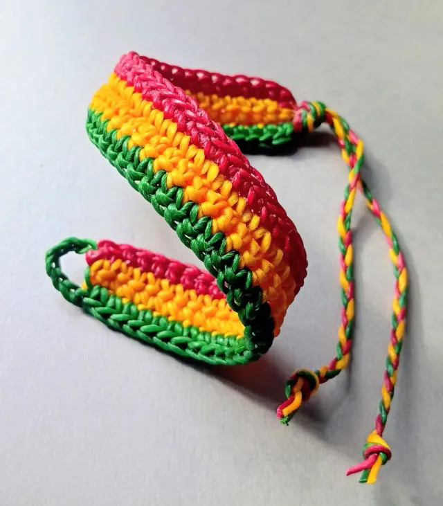 Pulsera de cordón encerado colores Rasta Rastafari