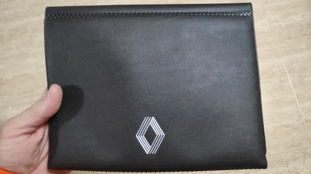 Carpeta Renault Documentos
