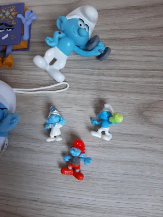 Lote marioneta Pitufina y muñecos Pitufos