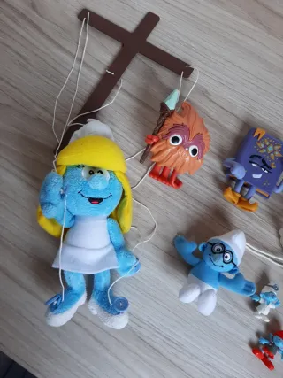 Lote marioneta Pitufina y muñecos Pitufos