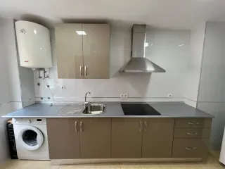 Cocina completa con electrodomésticos