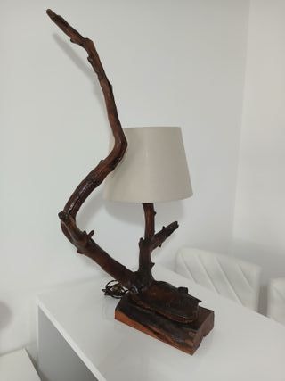 Lampada da tavolo artigianale ramo legno