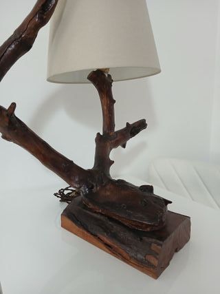 Lampada da tavolo artigianale ramo legno