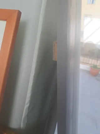 Cabecero de madera escala de grises