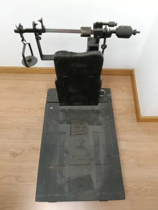 Báscula industrial antigua