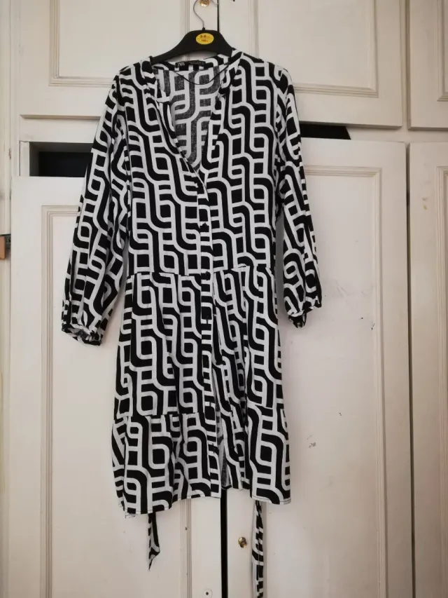 Vestido estampado blanco y negro