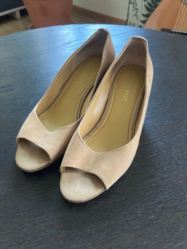 Zapatos de cuña beige Talla 37