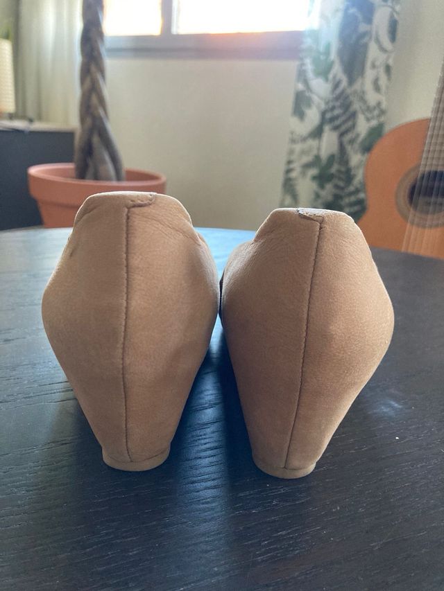 Zapatos de cuña beige Talla 37