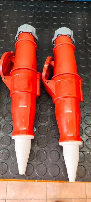 Material electrico lote de interruptores Merlin Ge