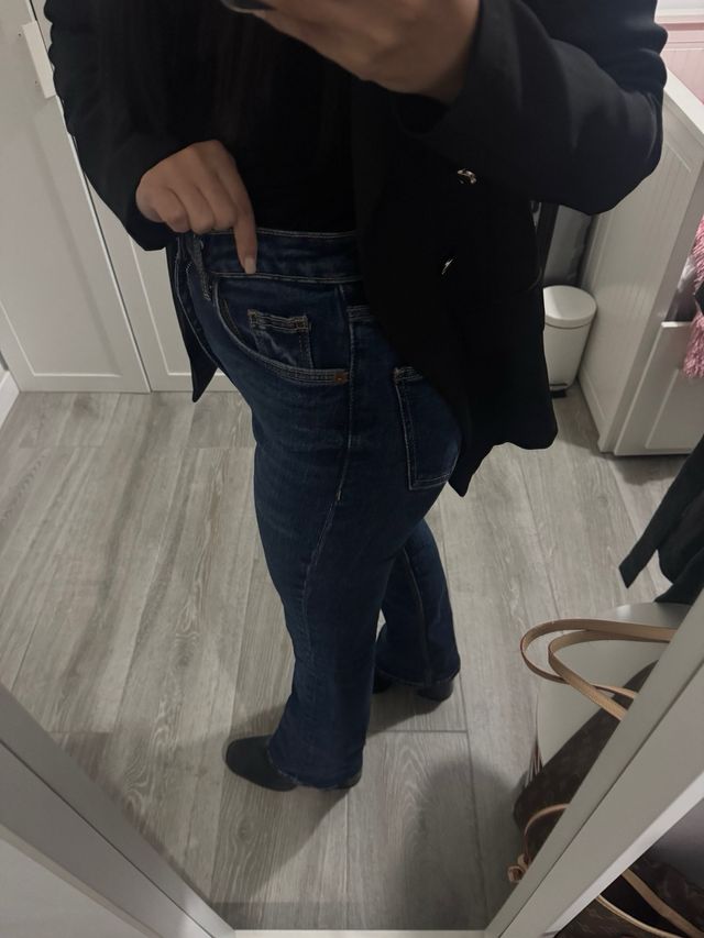 Jeans Zara Flare Talla 32