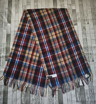 Bufanda cuadros Mango.