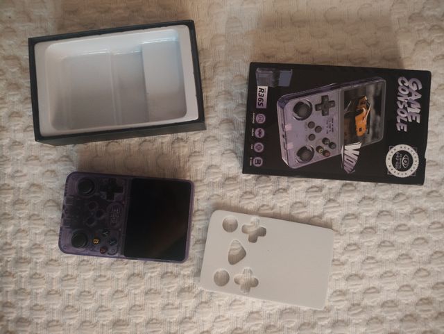 Consola Retro R36S Arkos