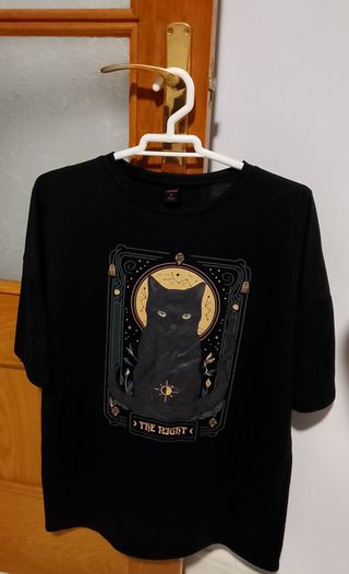 Camiseta Negra Gato Místico The Night