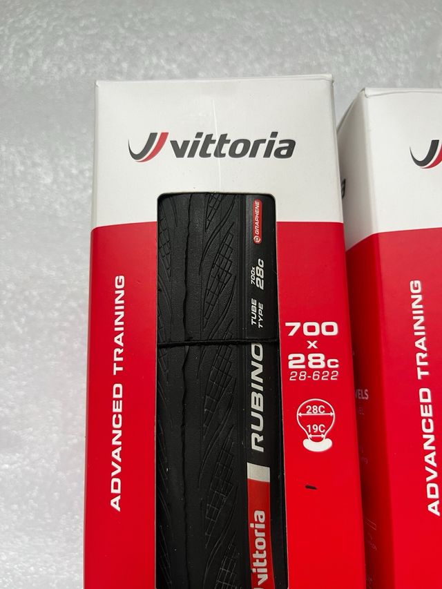 Vittoria Rubino Graphene 700x28c (2pz)+2 camere