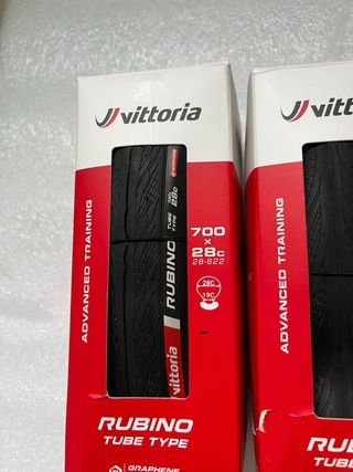 Vittoria Rubino Graphene 700x28c (2pz)+2 camere