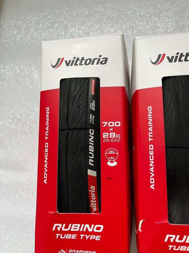 Vittoria Rubino Graphene 700x28c (2pz)+2 camere