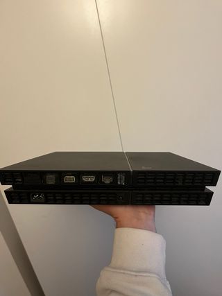 Consola PS4 (PlayStation 4) + Juegos + 2 mandos