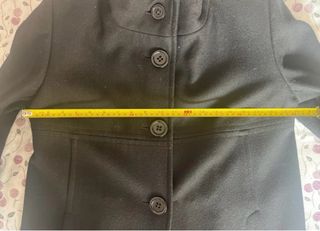 Abrigo negro liso mujer