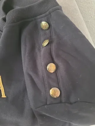 Sudadera marca Salsa de color Negro