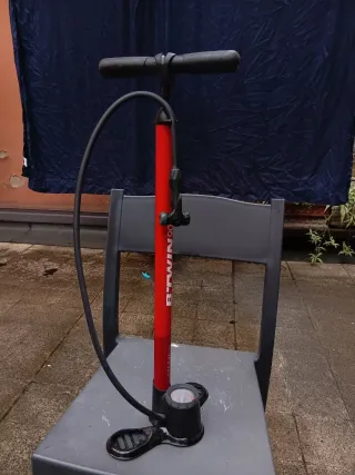 Pompa B'Twin 900 universale bici