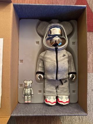 Bearbrick x Nike Tech Fleece 100% & 400%