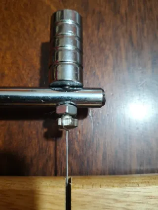 Tagliere per formaggi in legno e metallo