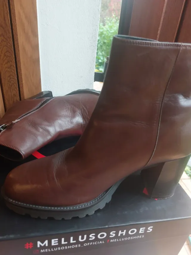 Stivaletti Melluso vera pelle n.39