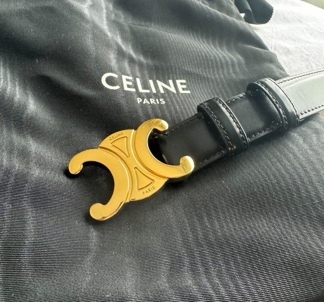 Cinturone Celine Nero Fibbia Oro Triomphe