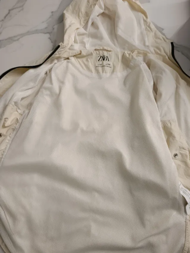 Chaqueta niña con capucha