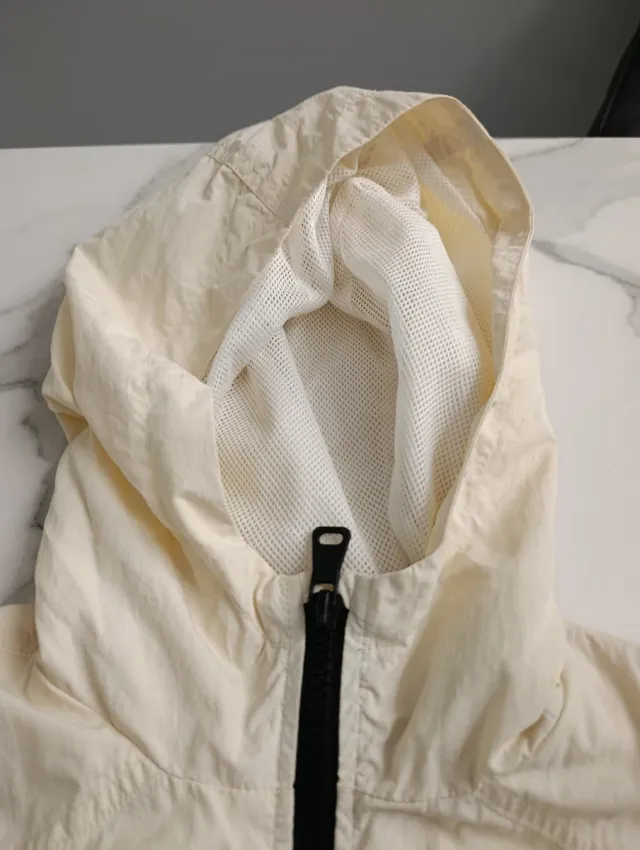 Chaqueta niña con capucha