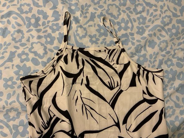 Vestido largo estampado blanco y negro