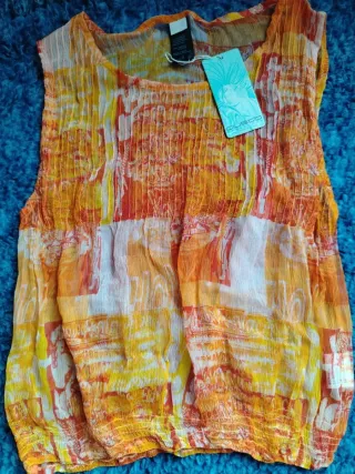 Blusa Custo Barcelona Talla S Estampada sin manqga